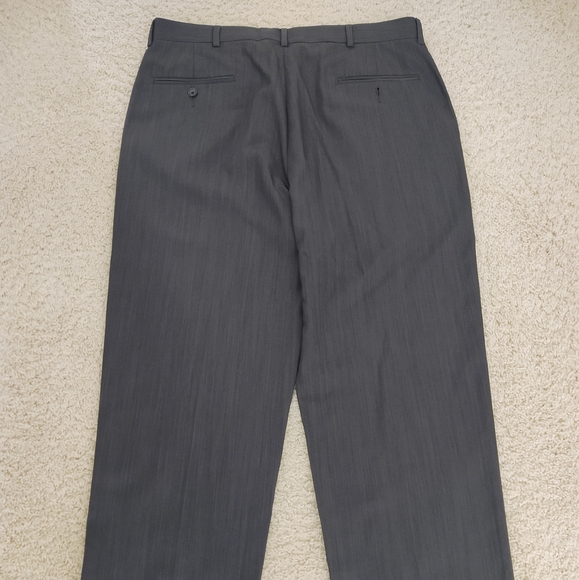 Kenneth Cole Reaction dress pants - Picture 1 of 3
